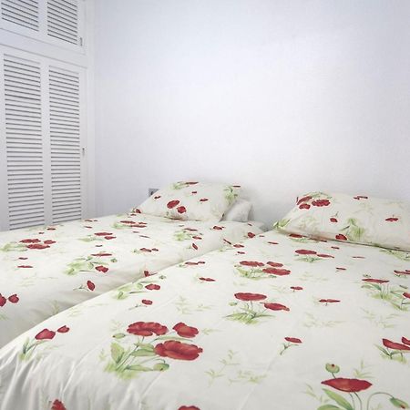 Modern Detached 4 Bed 3 Bath Villa With Private Pool Close To All Amenities Villamartin  Eksteriør bilde